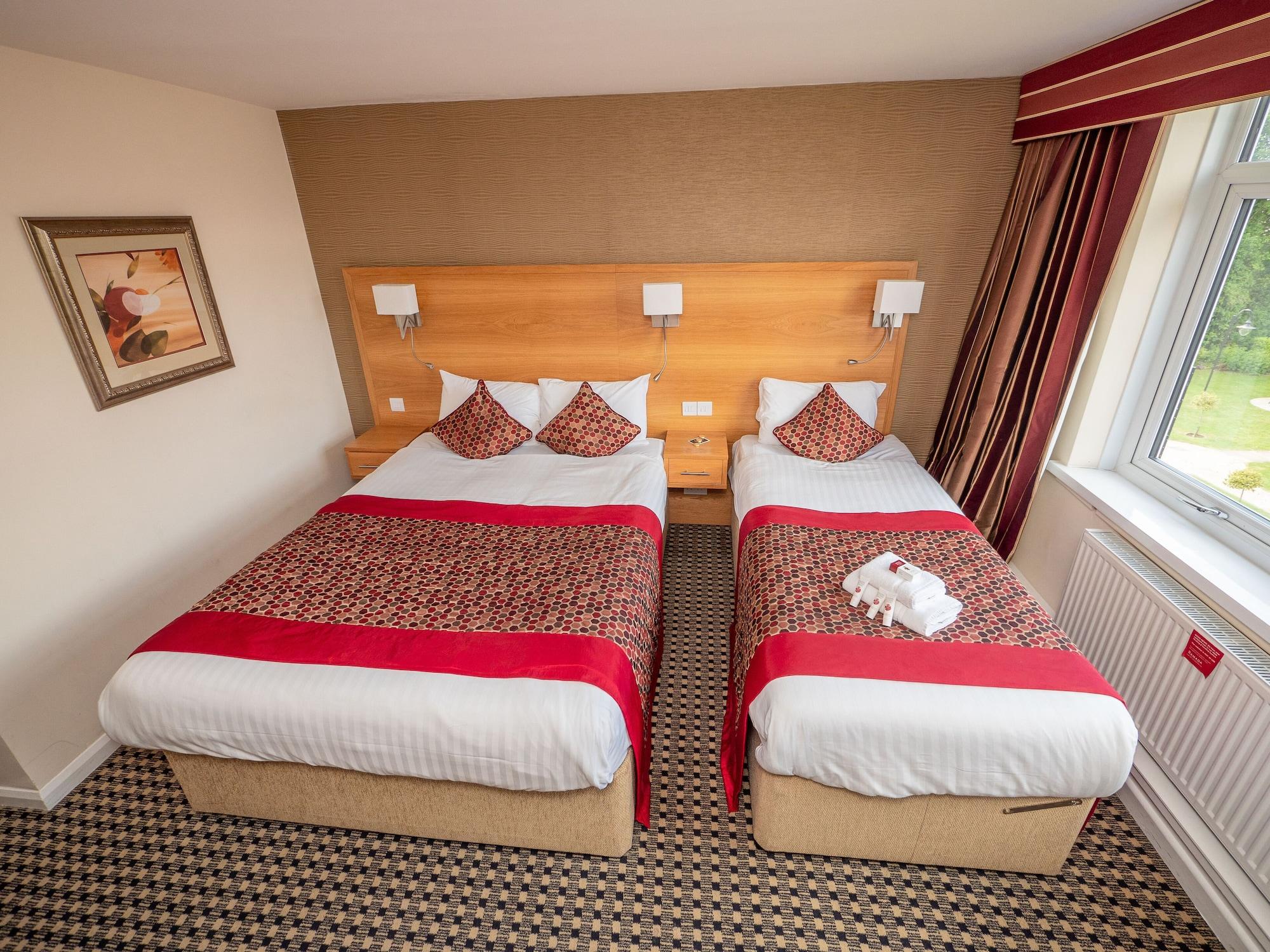 Park Hall Hotel And Spa Wolverhampton Exterior foto