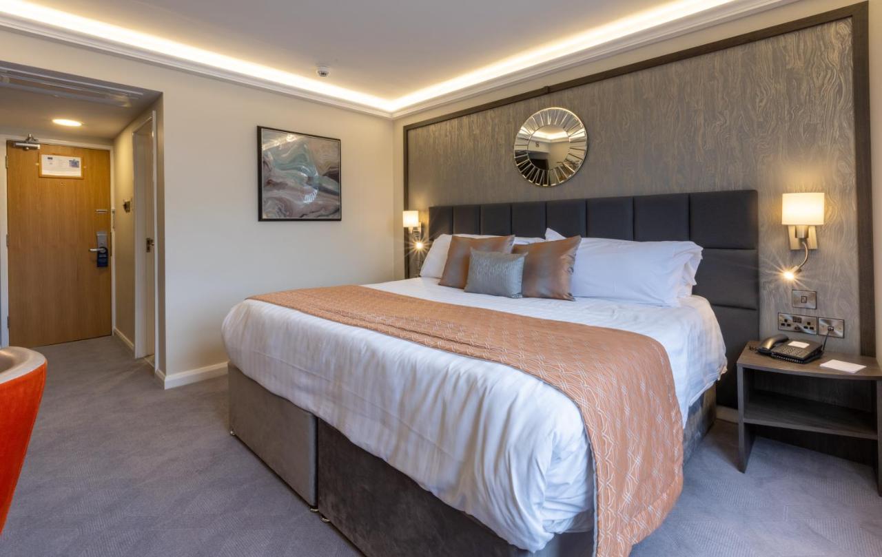 Park Hall Hotel And Spa Wolverhampton Exterior foto
