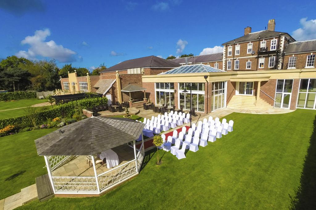 Park Hall Hotel And Spa Wolverhampton Exterior foto