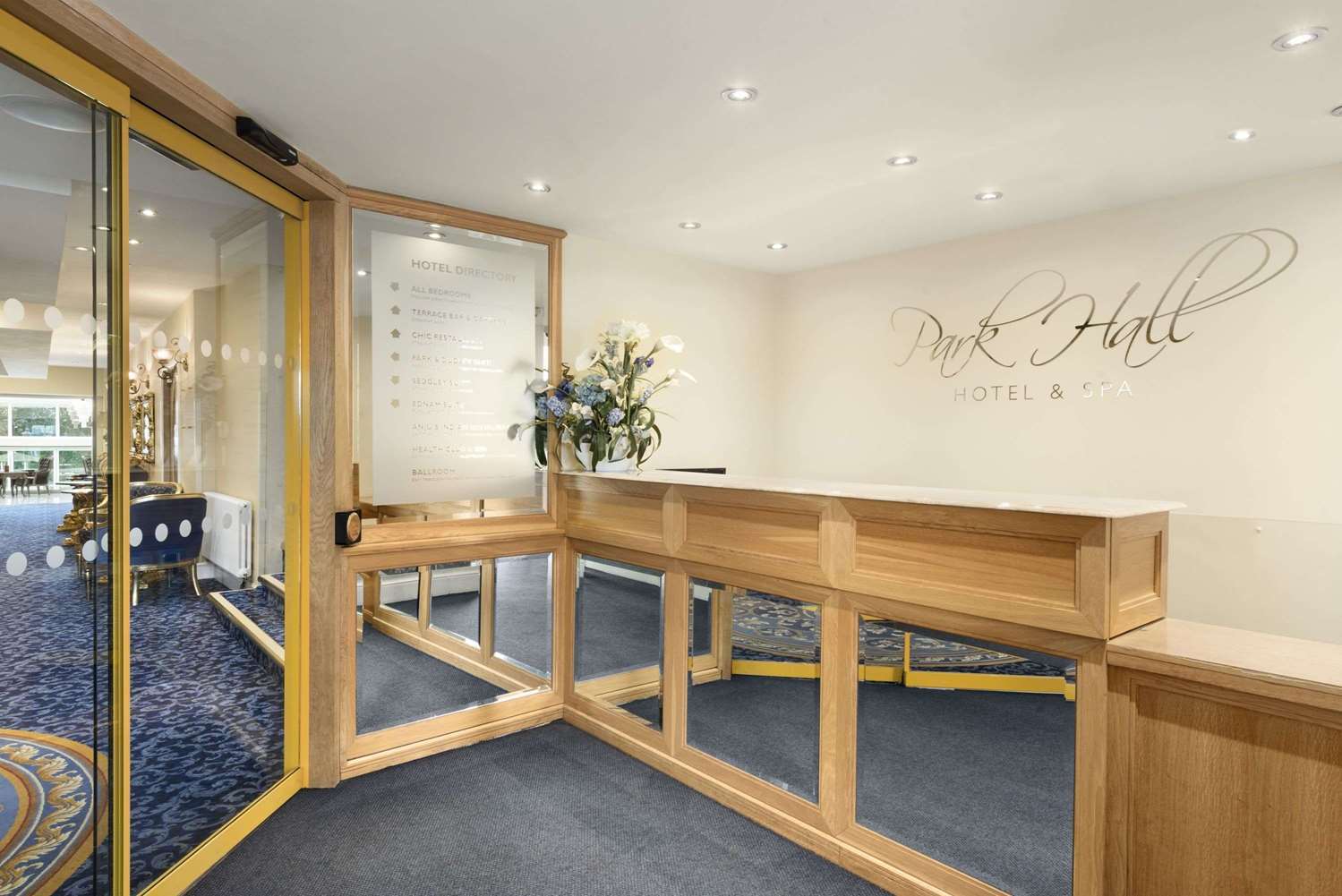 Park Hall Hotel And Spa Wolverhampton Exterior foto