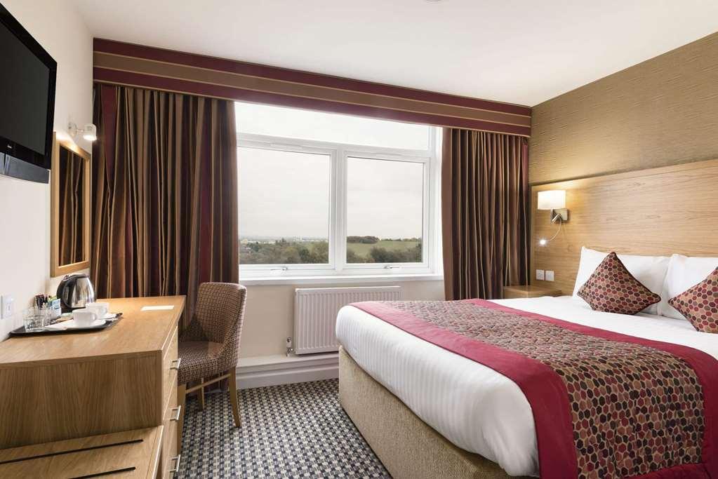 Park Hall Hotel And Spa Wolverhampton Zimmer foto